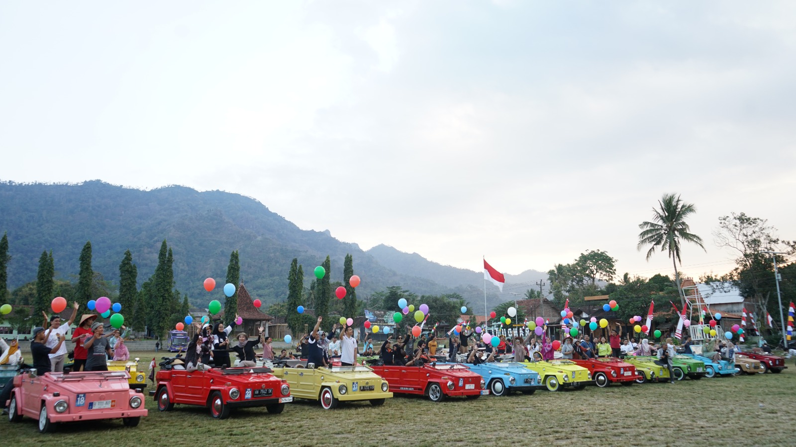 feature gathering incentives